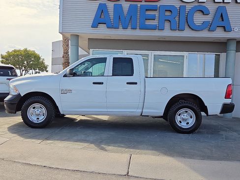 Used 2023 RAM 1500 Tradesman image 3