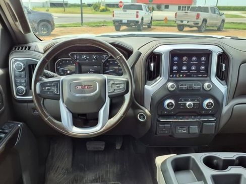 Used 2020 GMC Sierra 1500 SLT AWD/4WD image 4
