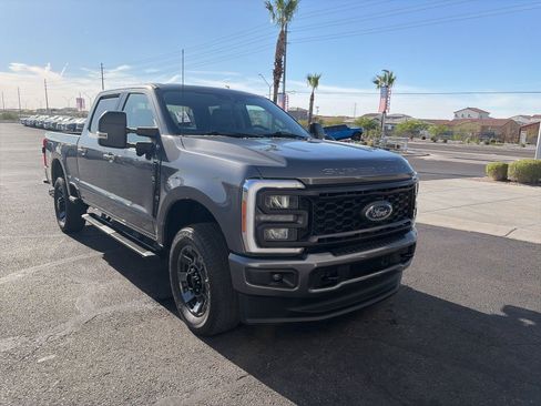 Used 2023 Ford F250 XLT w/ XLT Premium Package AWD/4WD image 7