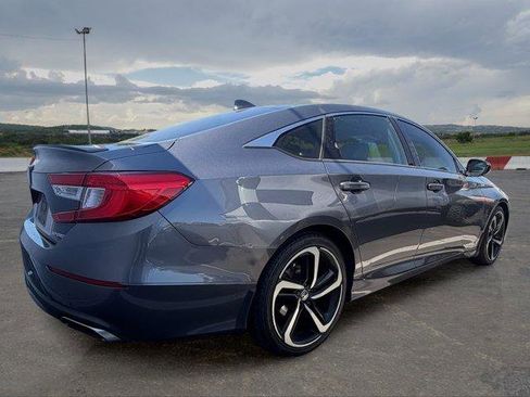 Used 2020 Honda Accord Sport image 3