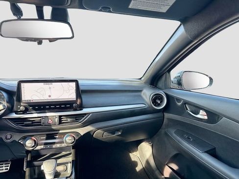 Used 2023 Kia Forte GT-Line image 25