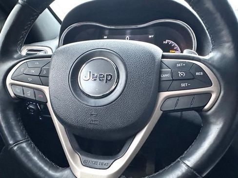 Used 2015 Jeep Grand Cherokee Limited image 9