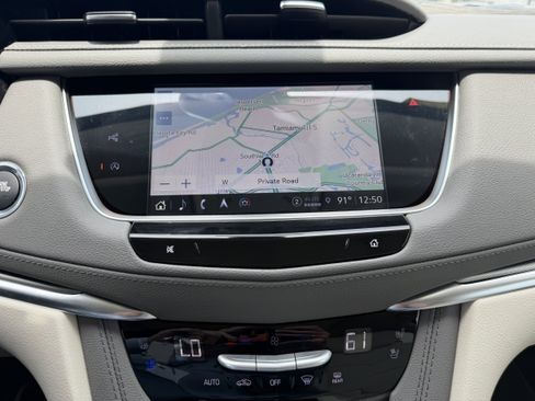 New 2026 Cadillac XT5 Premium Luxury w/ Driver Assist Package FWD image 22