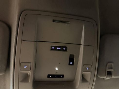 Used 2019 Chevrolet Silverado 3500 LT w/ LT Convenience Package image 18