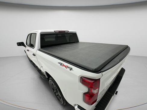 Used 2024 Chevrolet Silverado 1500 Custom AWD/4WD image 9