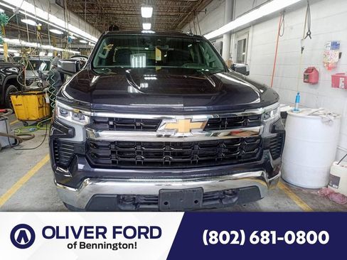 Used 2023 Chevrolet Silverado 1500 LT AWD/4WD image 1
