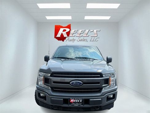 Used 2018 Ford F150 XLT w/ Equipment Group 302A Luxury AWD/4WD image 3