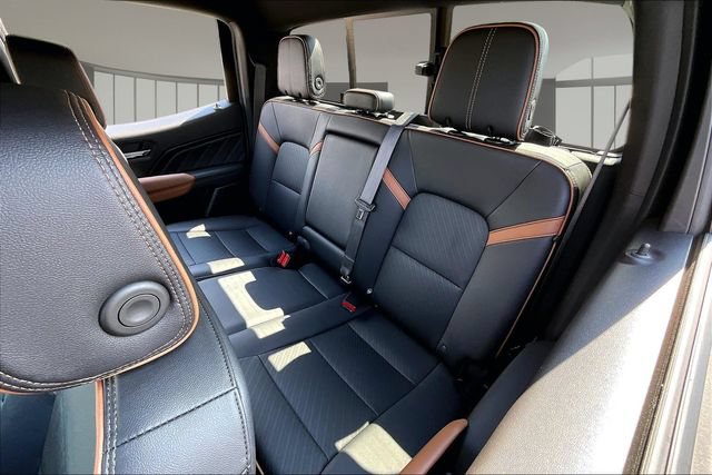Used 2023 GMC Canyon AT4 w/ AT4 Premium Package AWD/4WD image 21