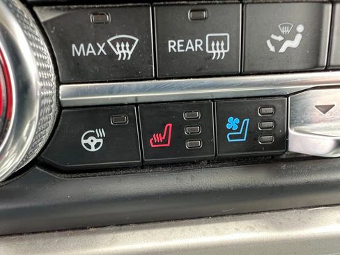 Used 2023 Ford Expedition Max XLT image 36