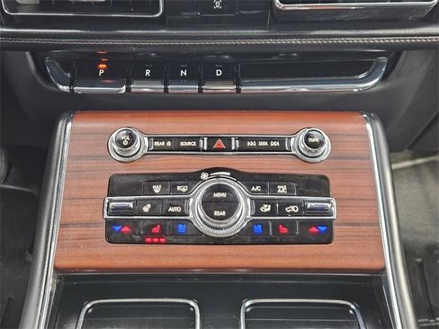 Certified 2023 Lincoln Aviator Reserve w/ Equipment Group 201A image 19