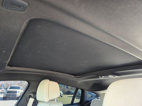 Used 2023 BMW X6 xDrive40i w/ M Sport Package image 25