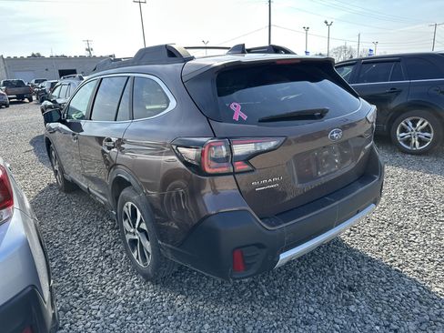 Used 2020 Subaru Outback Limited image 3