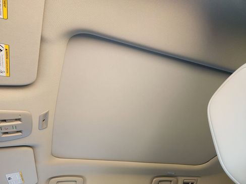 New 2025 Nissan Armada Platinum image 19