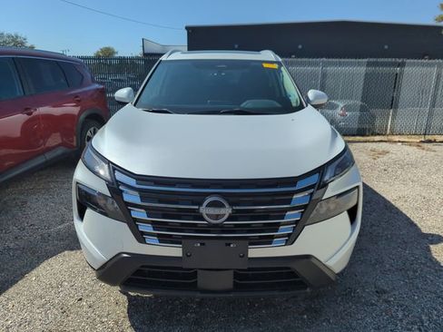 Certified 2024 Nissan Rogue SV w/ SV Premium Package image 5