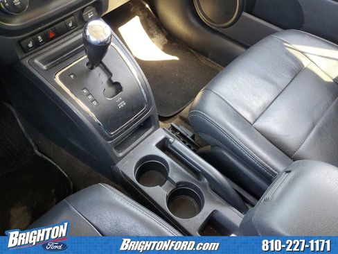 Used 2016 Jeep Patriot High Altitude AWD/4WD image 19