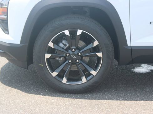 New 2027 Chevrolet Equinox RS w/ Convenience Package III AWD/4WD image 23