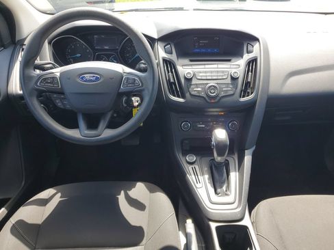 Used 2016 Ford Focus SE FWD image 23
