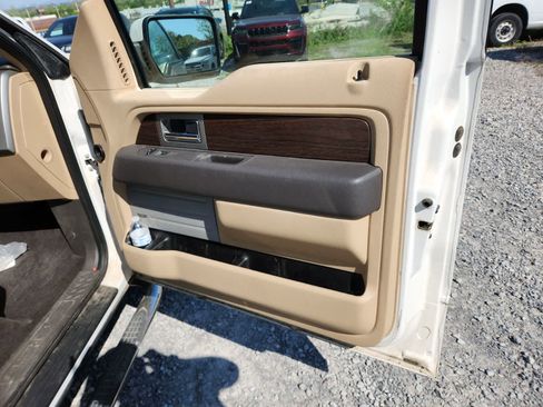 Used 2013 Ford F150 Lariat w/ Luxury Equipment Group image 22