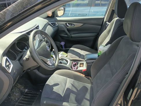 Used 2015 Nissan Rogue S FWD image 10
