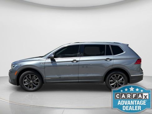 Certified 2022 Volkswagen Tiguan SE FWD image 7