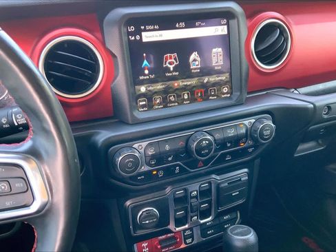 Used 2021 Jeep Gladiator Rubicon AWD/4WD image 7