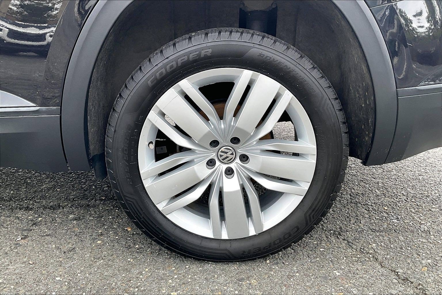 Used 2019 Volkswagen Atlas SE w/ Panoramic Sunroof Package AWD/4WD image 11