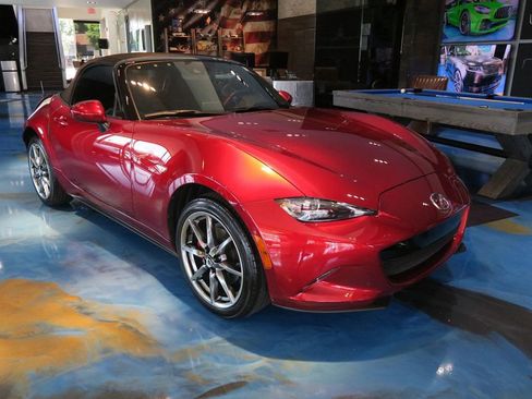 Used 2022 MAZDA MX-5 Miata Grand Touring w/ Weather Package image 1