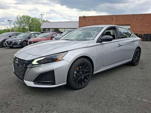 Certified 2024 Nissan Altima 2.5 SV image 34