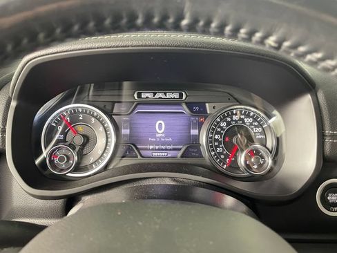 Used 2020 RAM 2500 Laramie w/ Night Edition AWD/4WD image 5