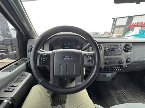 Used 2011 Ford F250 XLT w/ XLT Interior Pkg image 2