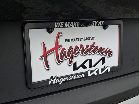 Used 2025 Kia Sportage EX w/ Premium Package image 31