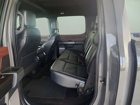 Used 2021 Ford F150 Lariat AWD/4WD image 17