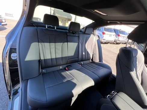 Used 2023 BMW 530e xDrive w/ Executive Package image 18