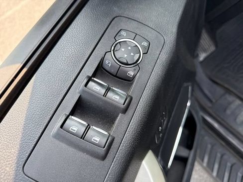 Used 2018 Ford F150 Lariat w/ Equipment Group 502A Luxury AWD/4WD image 26