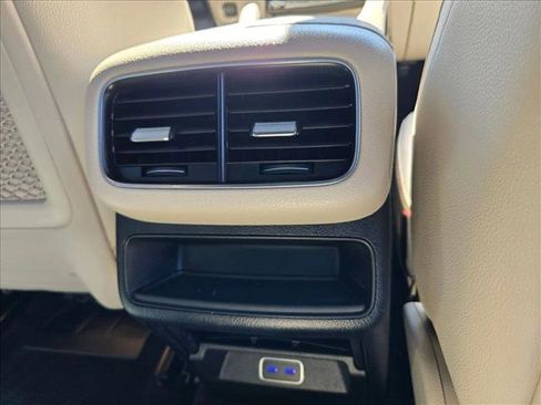 Certified 2025 Mercedes-Benz GLE 350 4MATIC image 18