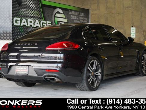 Used 2016 Porsche Panamera 4 Edition image 5