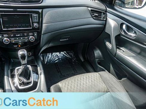 Used 2018 Nissan Rogue SV AWD/4WD image 25