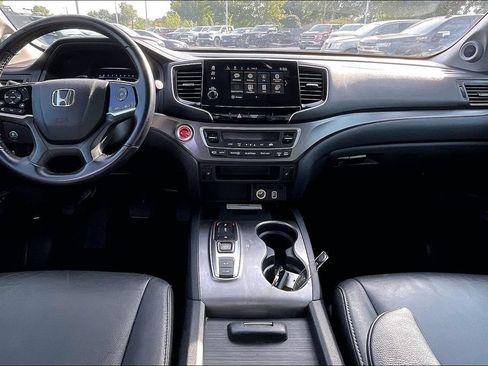 Used 2021 Honda Pilot Special Edition image 17