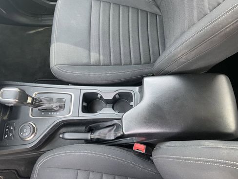 Used 2022 Ford Ranger XLT w/ Equipment Group 301A Mid image 7