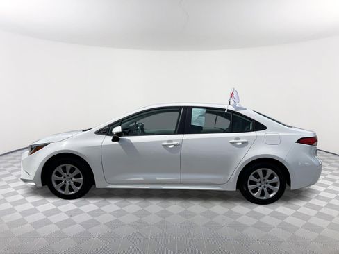 Certified 2021 Toyota Corolla LE image 14