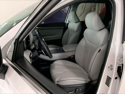 Used 2024 Hyundai Palisade SEL w/ Premium Package AWD/4WD image 9