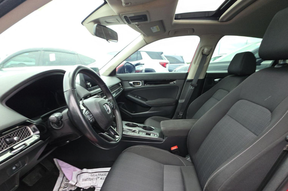 Used 2023 Honda Civic EX image 5
