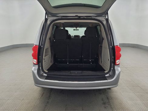 Used 2016 Dodge Grand Caravan SE w/ Quick Order Package 29E SE FWD image 29
