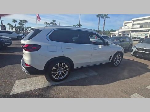 Certified 2025 BMW X5 xDrive50e w/ Premium Package image 35