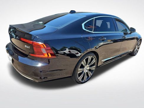 Used 2023 Volvo S90 B6 Plus AWD/4WD image 6