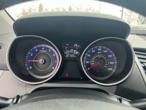 Used 2014 Hyundai Elantra Limited w/ Option Group 03 image 13