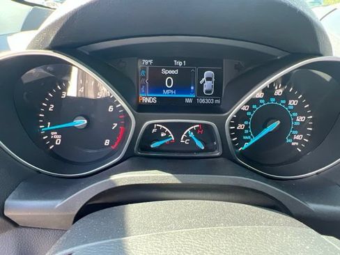 Used 2015 Ford Escape Titanium w/ Equipment Group 301A AWD/4WD image 25