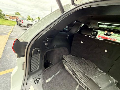 Used 2017 Jeep Grand Cherokee SRT AWD/4WD image 36