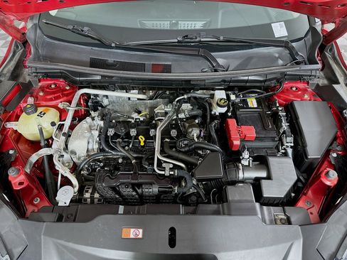 Used 2024 Mitsubishi Outlander SE image 32