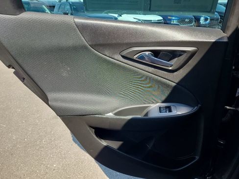 Used 2023 Chevrolet Malibu RS w/ LPO, Floor Liner Package FWD image 28